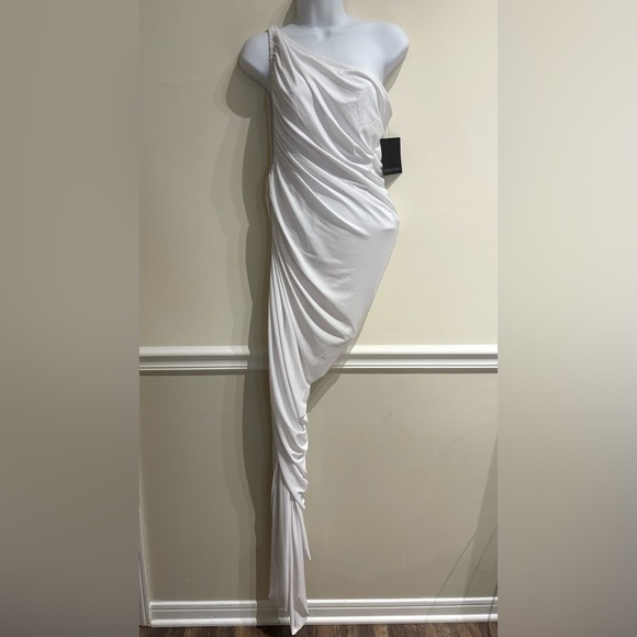 Norma Kamali x Revolve White Diana Gown NWT Size Large - Picture 6 of 13